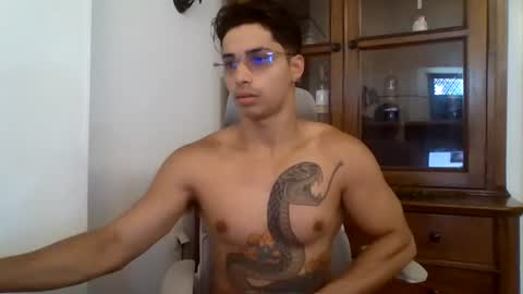 Snapshot of davidtresh5 chatting on 06.23.26 Davidtresh5 online show from 06.23.26