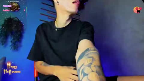 daviid_huge online show from 10.23.25