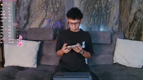 Snapshot of daviid_laid_ chatting on 02.24.26 David online show from 02.24.26