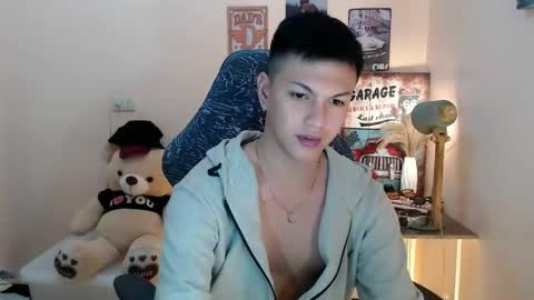 Snapshot of dax_x chatting on 12.17.24 JC LOVER BOY online show from 12.17.24