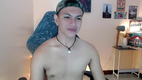 Snapshot of dax_x chatting on 02.27.25 JC LOVER BOY online show from 02.27.25