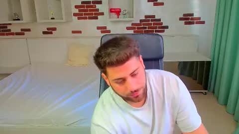 Snapshot of daxgreer chatting on 06.11.26 DaxGreer online show from 06.11.26