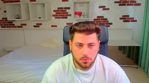 Snapshot of daxgreer chatting on 06.16.26 DaxGreer online show from 06.16.26