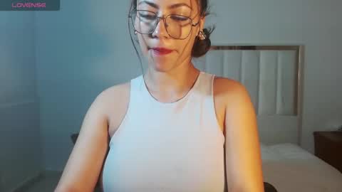 Snapshot of dayana_sub_ chatting on 11.08.25 dayana online show from 11.08.25