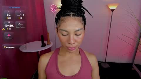 I am Dayanna  tecca online show from 03.11.25