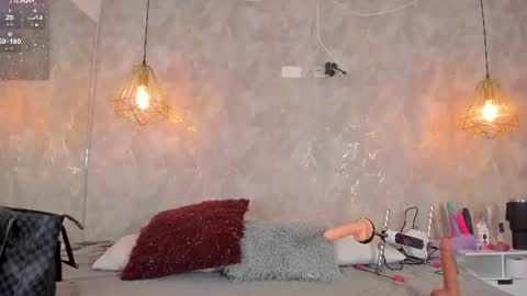 Snapshot of dayra_angels chatting on 06.17.26 DAYRA ANGELS online show from 06.17.26