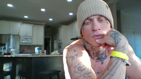 Snapshot of daytonadalton chatting on 02.04.25 Daytona Dalton online show from 02.04.25