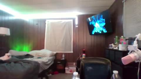 Snapshot of dazedconfession chatting on 12.13.25 DazedConfession online show from 12.13.25