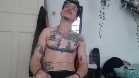 Snapshot of dazzayyy chatting on 05.09.26 dazzayy online show from 05.09.26