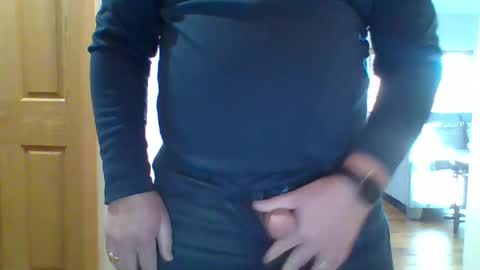 Snapshot of dcptmrgn1 chatting on 03.11.25 dcptmrgn1 online show from 03.11.25