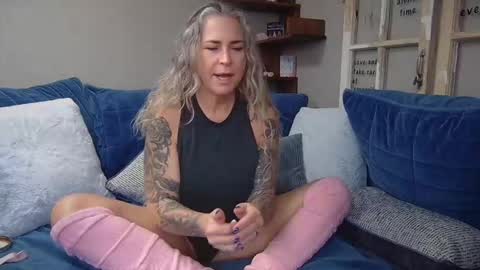 dd_delish online show from 01.13.26