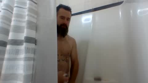 Snapshot of ddady22 chatting on 11.02.25 ddady22 online show from 11.02.25