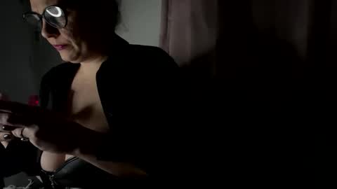 dddmilf24 online show from 12.04.24