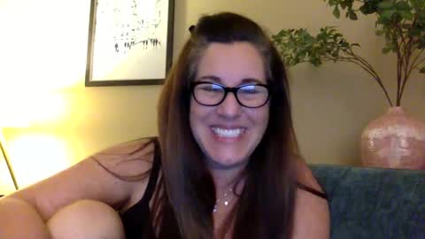 DDMolly online show from 01.03.25