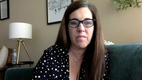 DDMolly online show from 01.06.25