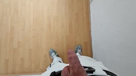 Snapshot of ddstyler2 chatting on 04.14.26 ddstyler2 online show from 04.14.26