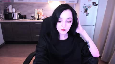 lina online show from 10.13.25