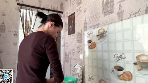 Snapshot of deandemarino chatting on 05.15.26 Marino online show from 05.15.26