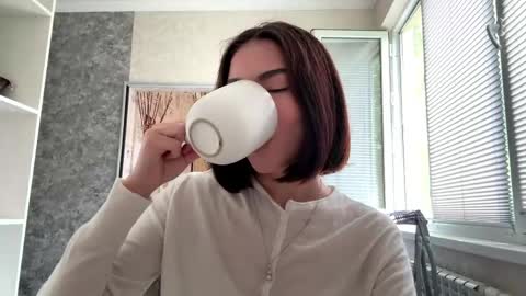 Snapshot of deandemarino chatting on 05.18.26 Marino online show from 05.18.26