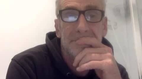 deanofflove221000 online show from 11.09.25