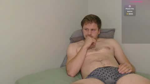 Snapshot of deanthickdick chatting on 01.14.25 deanthickdick online show from 01.14.25