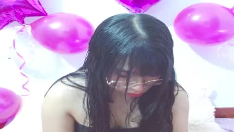 Snapshot of dearabbie chatting on 02.11.25 DearAbbie online show from 02.11.25