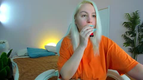 Snapshot of debbie_taylor chatting on 02.24.26 Debbie Mon Tue Fri Sun Sat GMT 3 1000am - 0400pm online show from 02.24.26