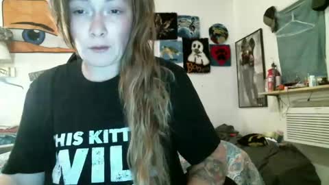 DEBBIE online show from 11.02.25