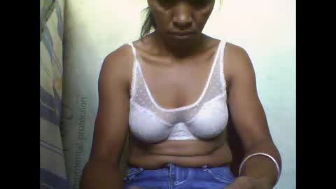 Snapshot of debbierisex chatting on 04.27.26 DebbieRiseX online show from 04.27.26