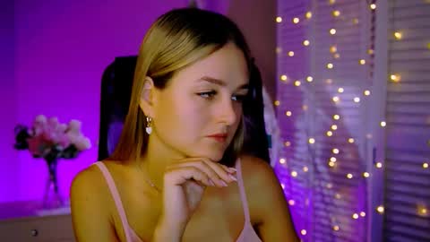 Debora online show from 11.18.25