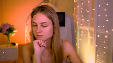 Snapshot of deboralarson chatting on 07.18.26 Debora online show from 07.18.26