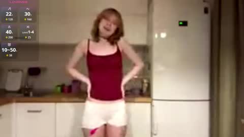 Hello My name is Sarah im new model here and little but shy. online show from 02.02.26