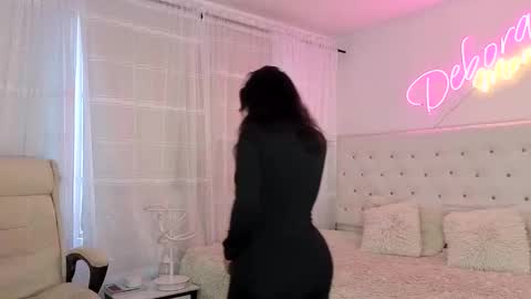 DeboraMom online show from 12.19.25