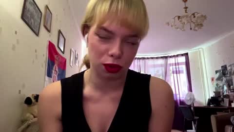 Snapshot of deboraschurer chatting on 07.10.26 Jenny online show from 07.10.26