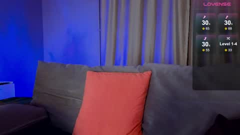Snapshot of debugmee chatting on 06.10.26 Samuel online show from 06.10.26