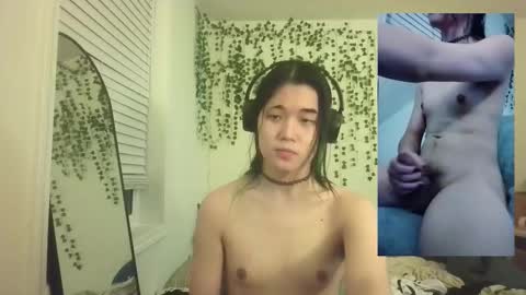 Snapshot of deciduousdoll chatting on 10.18.25 deciduousdoll online show from 10.18.25