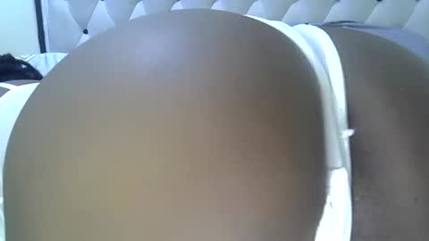 deechic_2 online show from 11.13.25