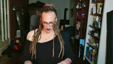 Deeliah online show from 10.25.25