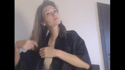 Snapshot of deelightfull chatting on 12.23.24 Deelightfull online show from 12.23.24