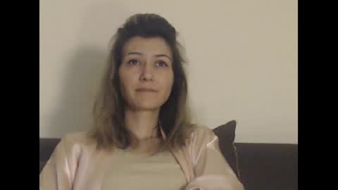 Snapshot of deelightfull chatting on 12.28.24 Deelightfull online show from 12.28.24