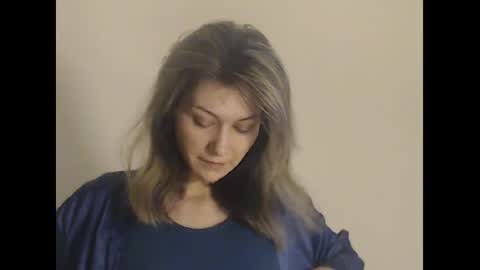 Snapshot of deelightfull chatting on 12.31.24 Deelightfull online show from 12.31.24
