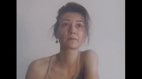 Snapshot of deelightfull chatting on 01.17.25 Deelightfull online show from 01.17.25