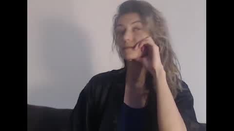 Snapshot of deelightfull chatting on 01.27.25 Deelightfull online show from 01.27.25