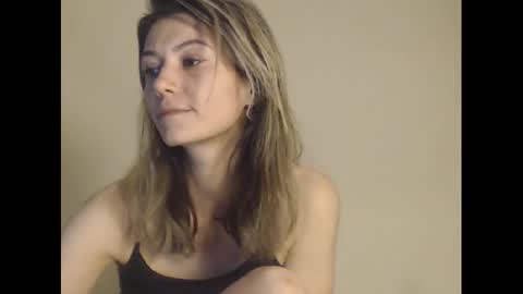 Snapshot of deelightfull chatting on 02.10.25 Deelightfull online show from 02.10.25