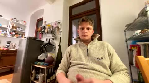 Snapshot of deep_long_vibes chatting on 12.18.25 deep_long_vibes online show from 12.18.25