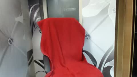 Snapshot of deepintoyourmind chatting on 07.28.26 hi guys i m a cute milf i m here for good time and nice people pls be respectfool and enjoy me online show from 07.28.26
