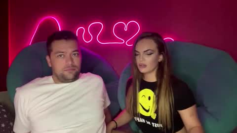 Snapshot of deeplookscouple chatting on 09.11.25 deeplookscouple online show from 09.11.25