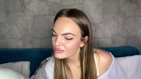 Snapshot of deeplookscouple chatting on 10.07.25 deeplookscouple online show from 10.07.25