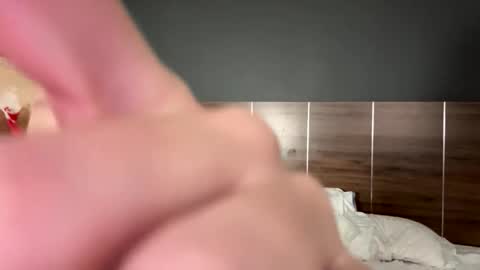 deepthroatqueen33 online show from 01.15.26