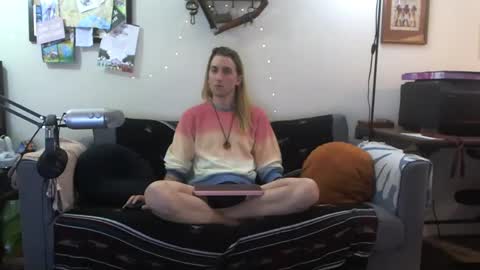 Snapshot of definatelyvegan chatting on 03.06.25 definatelyvegan online show from 03.06.25